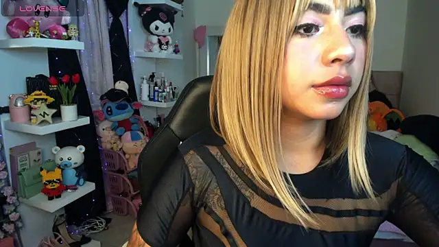 charlotte queen1320 online show from April 8, 3:41 am