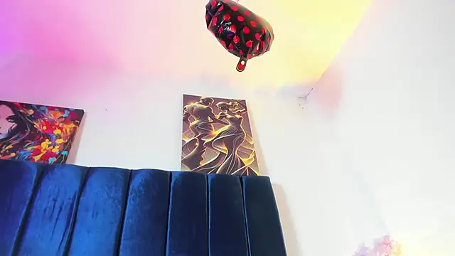 Annie switt online show from November 14, 8:42 pm