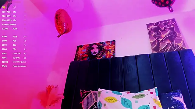 Annie switt online show from November 12, 4:32 am