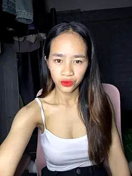 Snapshot of TiNa_04 chatting on September 11, 7:42 am TiNa 04 online show from September 11, 7:42 am