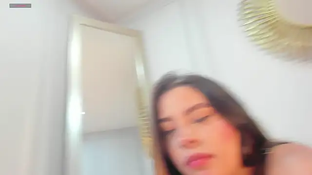 CharlotteBrownn  online show from June 10, 2:33 am