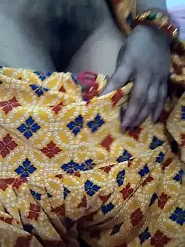 rani8008 online show from April 16, 2:45 am