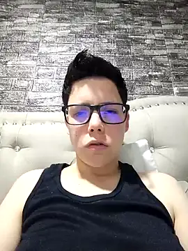 Snapshot of SpencerMontgomery chatting on October 6, 1:44 am SpencerMontgomery online show from October 6, 1:44 am