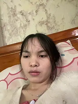 Adbe4 online show from March 14, 7:20 am