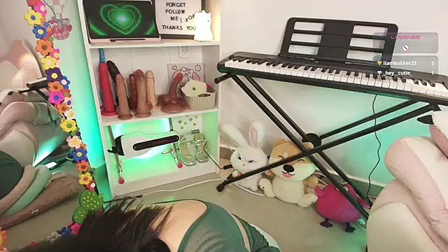 justonecute online show from March 18, 12:15 am