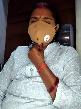 SHABNAM G online show from December 15, 9:47 am