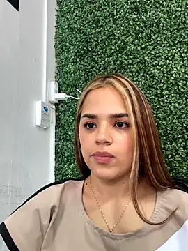 Snapshot of Sex_Samanta chatting on October 8, 7:40 pm Sex Samanta online show from October 8, 7:40 pm