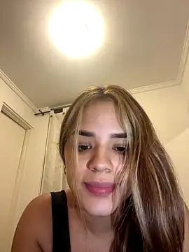 Snapshot of Sex_Samanta chatting on October 13, 4:15 am Sex Samanta online show from October 13, 4:15 am