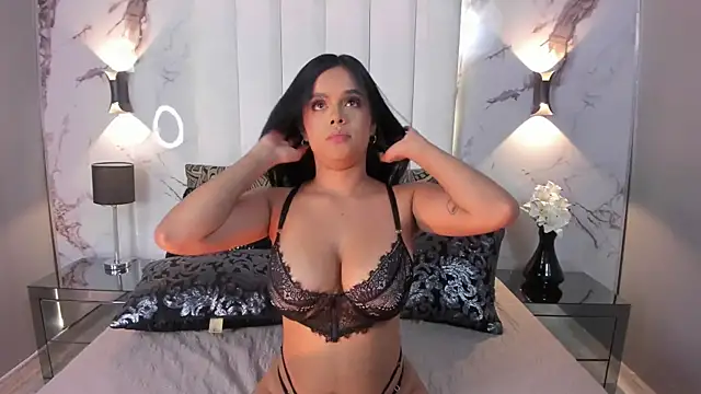 Snapshot of NinnaOwens chatting on October 17, 11:52 pm NinnaOwens online show from October 17, 11:52 pm