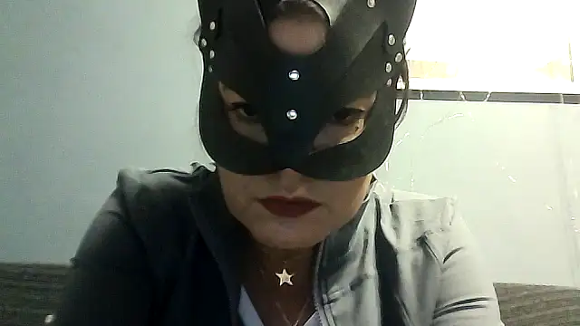 Snapshot of vanitafalcao chatting on October 10, 6:35 pm vanitafalcao online show from October 10, 6:35 pm