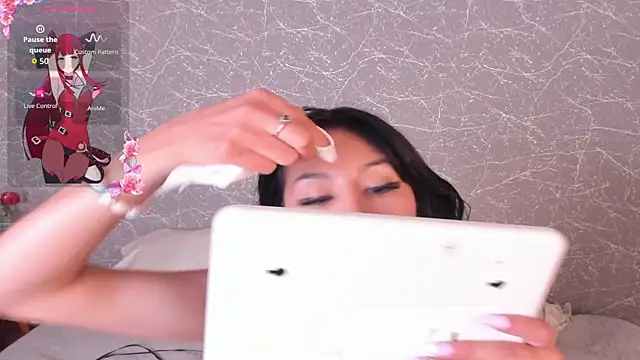 Miss Charlottet online show from January 9, 10:58 pm