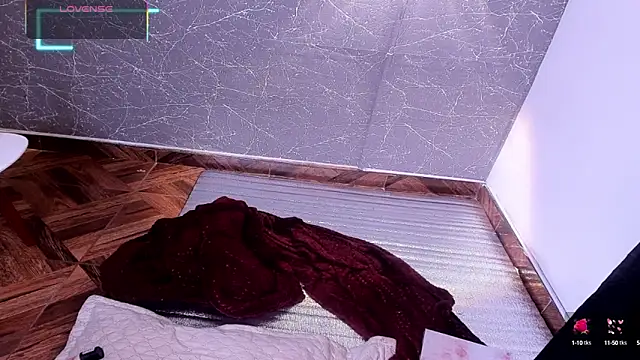Snapshot of Miss_Charlottet chatting on October 11, 3:22 am Miss Charlottet online show from October 11, 3:22 am