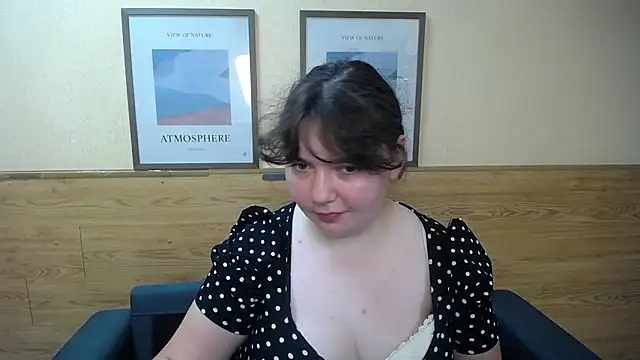 NeonilaLisova online show from July 16, 11:37 am