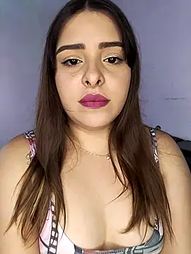 Nahomy cm online show from October 9, 8:35 pm