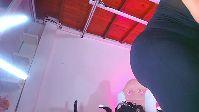 emma madi online show from September 13, 11:51 am