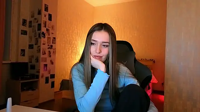 yourrdanceteacher online show from December 18, 8:46 pm