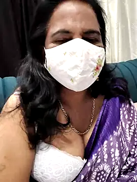 mallu-lover online show from January 18, 3:30 pm