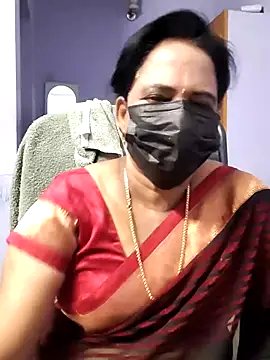 Snapshot of mallu-lover chatting on September 28, 2:29 am mallu-lover online show from September 28, 2:29 am