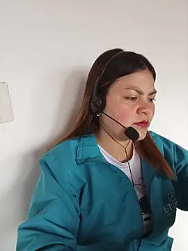 Snapshot of LUCIANA__99 chatting on September 29, 2:00 pm LUCIANA 99 online show from September 29, 2:00 pm