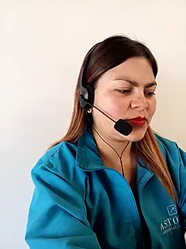 Snapshot of LUCIANA__99 chatting on September 18, 8:18 pm LUCIANA 99 online show from September 18, 8:18 pm