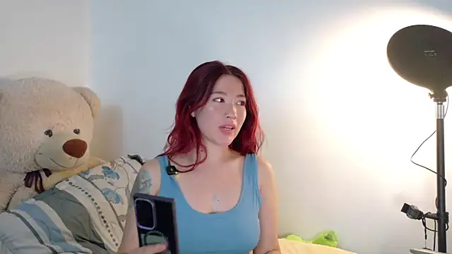 lunnaa  online show from April 23, 3:14 am