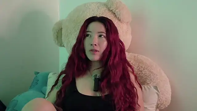 lunnaa  online show from November 18, 3:40 am