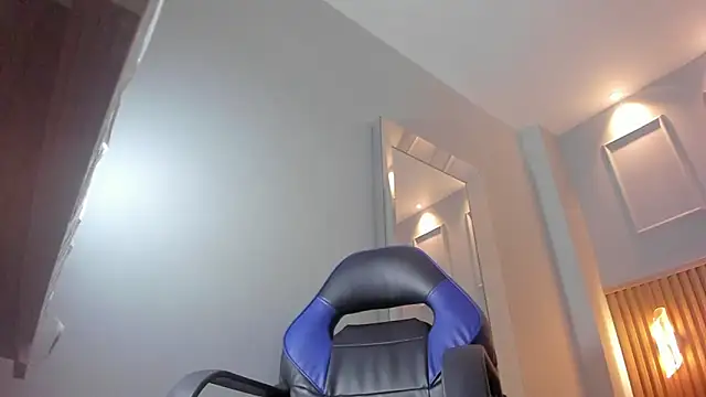 ALISSON BARKER online show from November 24, 12:18 pm