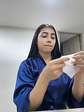 Snapshot of EmelyParker chatting on September 15, 11:12 pm EmelyParker online show from September 15, 11:12 pm