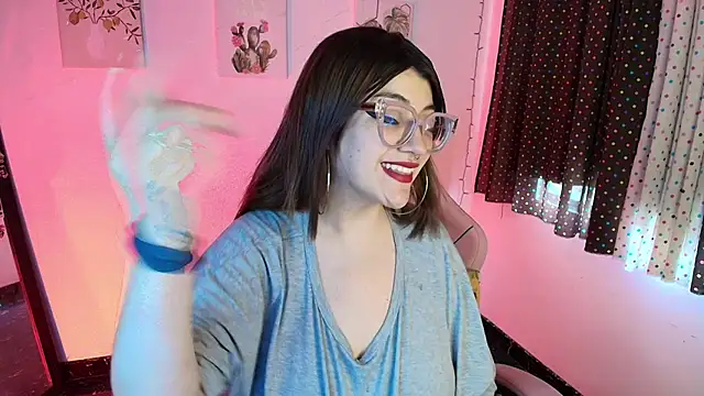 isaferrer06 online show from December 16, 4:02 pm