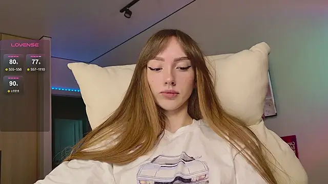 Lunainnk online show from November 11, 1:01 am