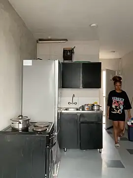 Snapshot of BaddestAss22 chatting on October 29, 9:02 am BaddestAss22 online show from October 29, 9:02 am