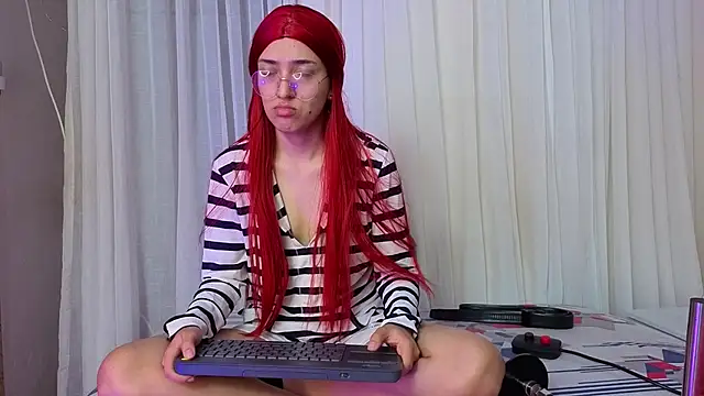 Snapshot of michaelmistress chatting on October 7, 4:33 pm michaelmistress online show from October 7, 4:33 pm