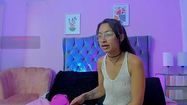 bravepetunia online show from September 16, 12:13 pm