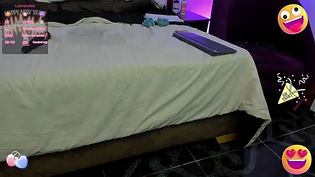 bravepetunia online show from December 1, 3:04 pm