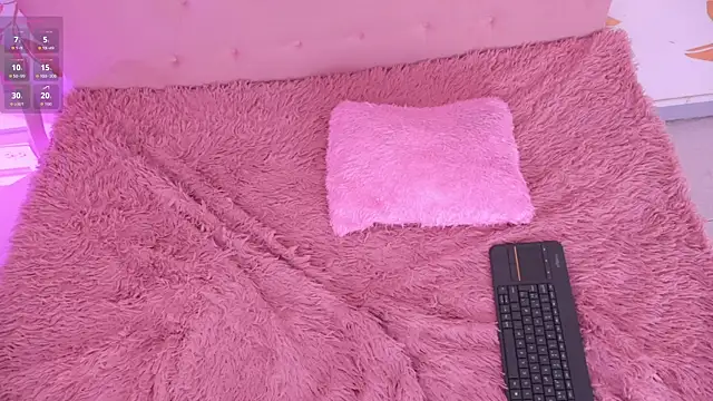 Ginevra esposito online show from February 19, 12:59 pm