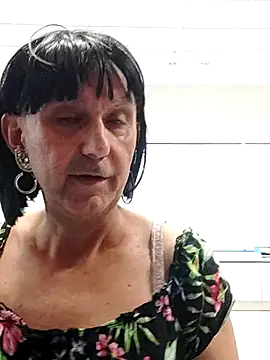 Snapshot of Emily_de_Carla chatting on October 8, 3:27 pm Emily de Carla online show from October 8, 3:27 pm