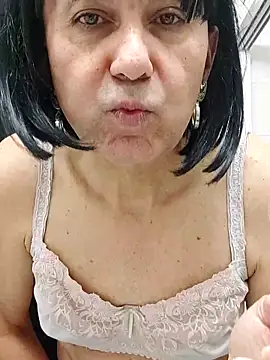 Emily de Carla online show from November 14, 7:41 am