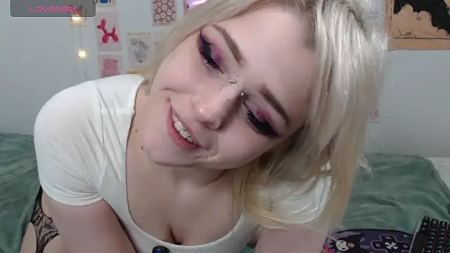 triplebakaaa online show from February 12, 3:30 am