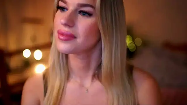 Emilyvanroessel online show from October 3, 10:53 am