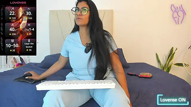 Snapshot of _Miaa_khalifa_ chatting on September 16, 11:51 am Miaa khalifa online show from September 16, 11:51 am