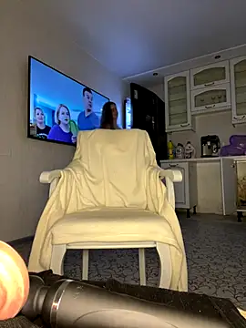 DeniMilkyyyyy online show from January 8, 5:50 pm