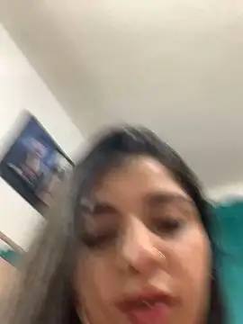 Isaa-Sweet online show from September 16, 2:52 am