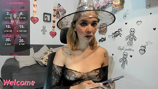 anastasia tuya online show from October 28, 9:19 pm