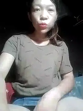 Snapshot of Mina_ti chatting on September 21, 8:35 am Mina ti online show from September 21, 8:35 am