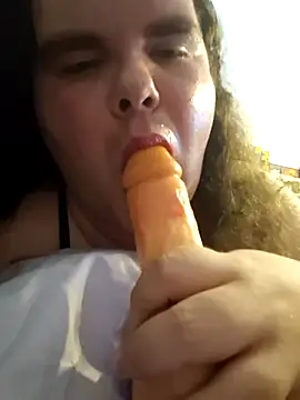 Fxckc4rl3yellis99 online show from June 25, 2:55 am