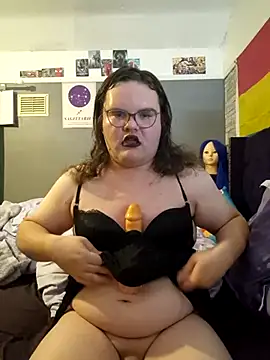 Fxckc4rl3yellis99 online show from June 23, 2:31 am