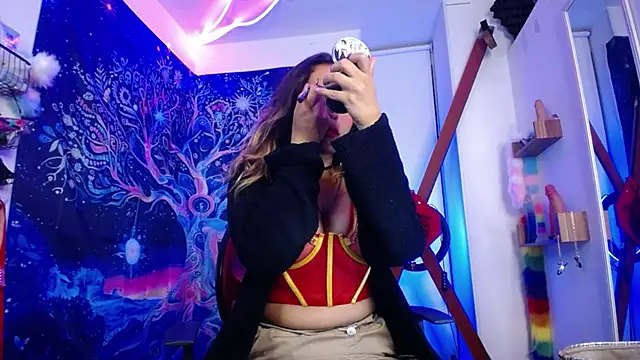 SabaTheCourtesan online show from December 3, 5:21 am