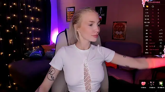 AnyaTaylor  online show from September 30, 2:50 am