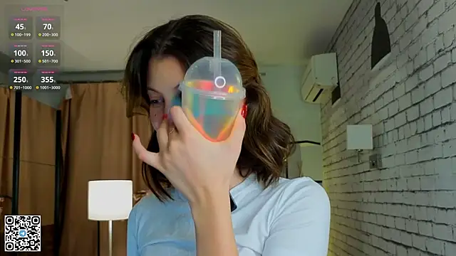 LorinaMaffitt online show from October 23, 7:09 pm