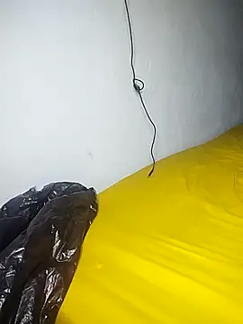 lucerocutte online show from September 14, 6:00 am